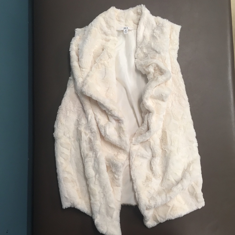 Jack white fur vest
